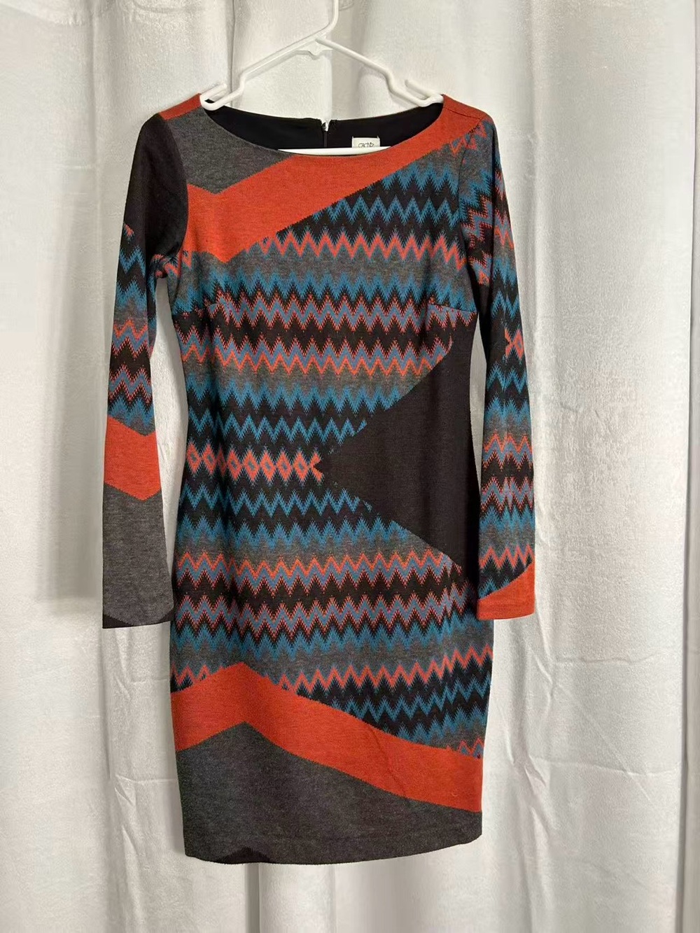Cache Long Sleeve Zigzag Print Bodycon sweater Dress - Red & Blue